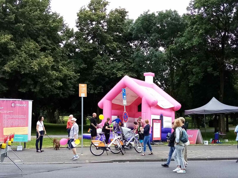 Stand der Erftland auf dem Stadteilfest in Bergheim