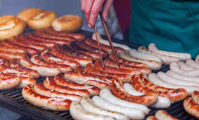 Bratwurst auf Mieterfest